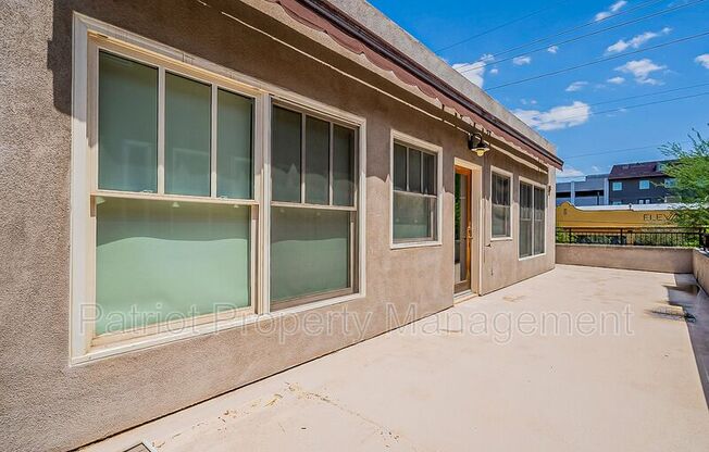 304 W Roosevelt  Unit 201