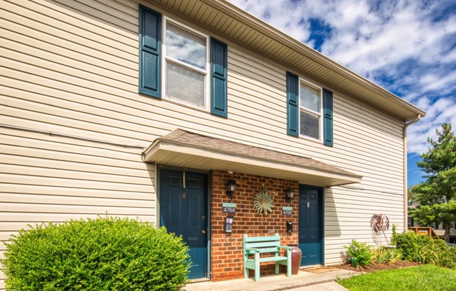 Property Exterior at The Everett Apartments , Roanoke, VA 24018