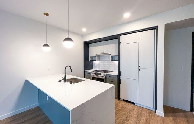 Parque Kirkland Apartments