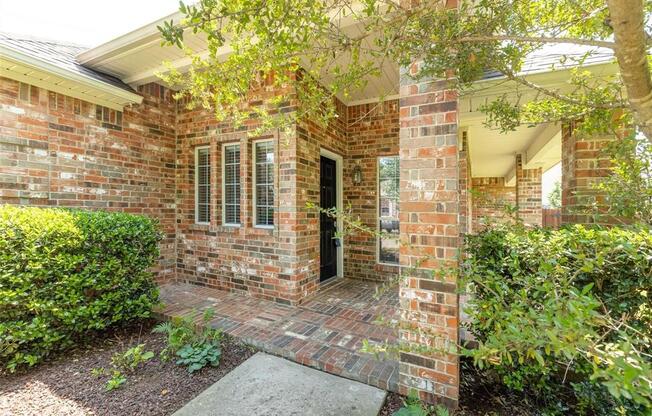 5739 DEREK WAY