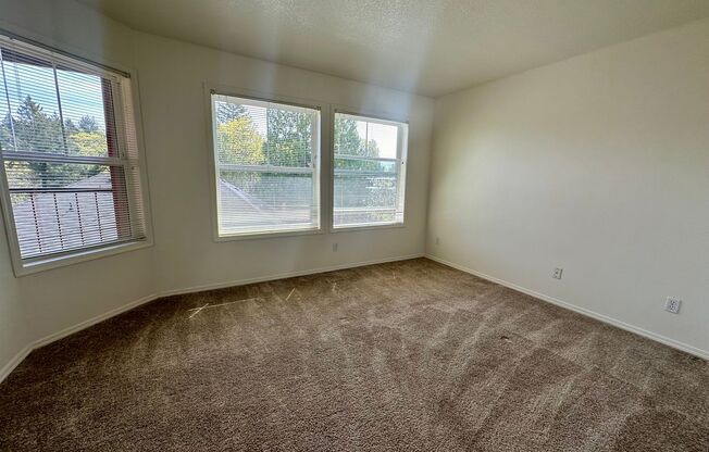 2 beds, 2 baths, 900 sqft, $1,895, Unit 1332 - #19
