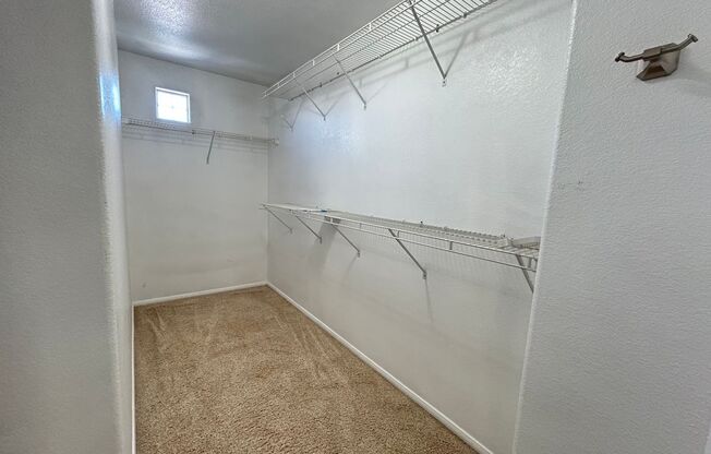 3 beds, 2.5 baths, $1,999
