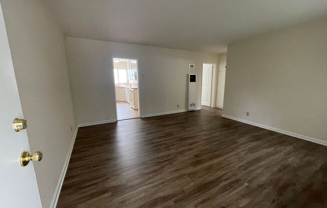1BR Lifestyle Launchpad: Glendale’s Buzz + DTLA’s Edge