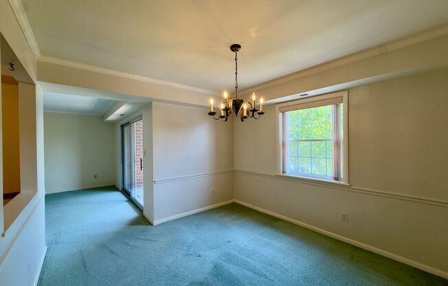 Charming 2 Bedroom/ 2 Bathroom Apartment in Mays Chapel, MD!