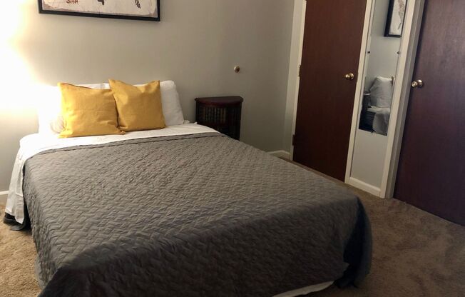 2 beds, 2 baths, 1,028 sqft, $1,699, Unit 806