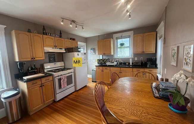 14 Lyons Ct # 2