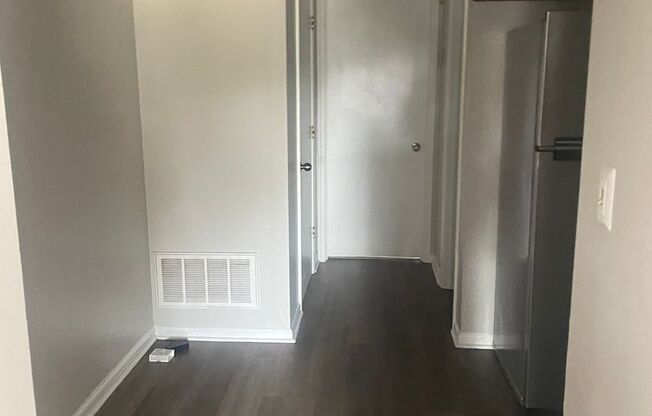 1 bed, 1 bath, 600 sqft, $999, Unit Unit 7