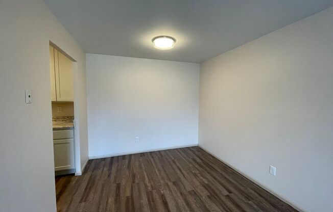 113 S Platten St