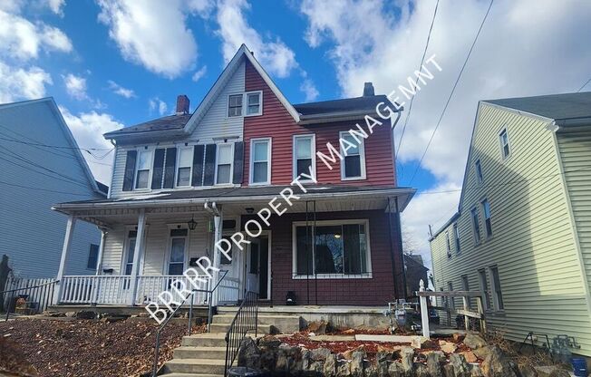 725 2 AVE