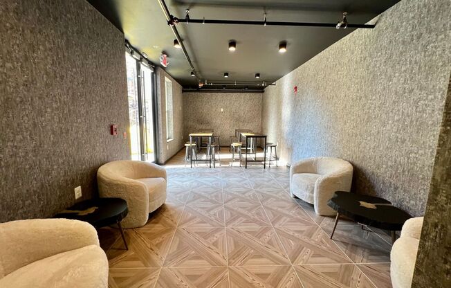 2 beds, 1 bath, 795 sqft, $1,900, Unit 608