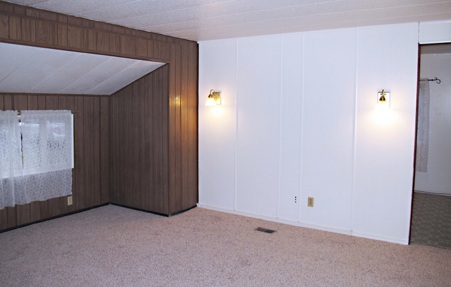 2 beds, 1 bath, $1,350