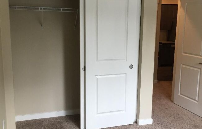 1 bed, 1 bath, $1,695, Unit 4838-304