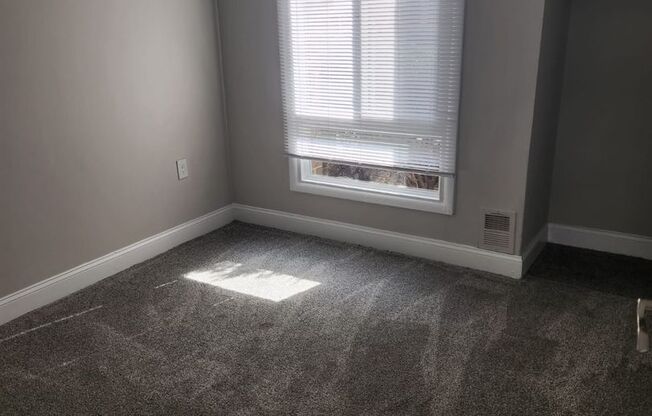 2 beds, 1 bath, 784 sqft, $1,600, Unit 6896-B1