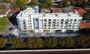 1 bed, 1 bath, 682 sqft, $2,398, Unit 401