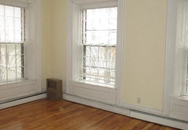 24 Joy St Apt 1