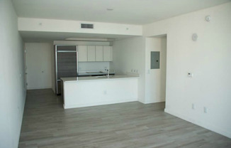Beautiful and bright 2-bedroom, 2-bath unit || Millecento Condo