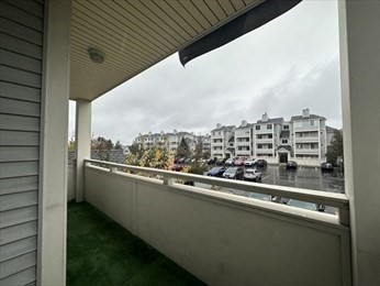 2 beds, 2 baths, 782 sqft, $2,600, Unit G201