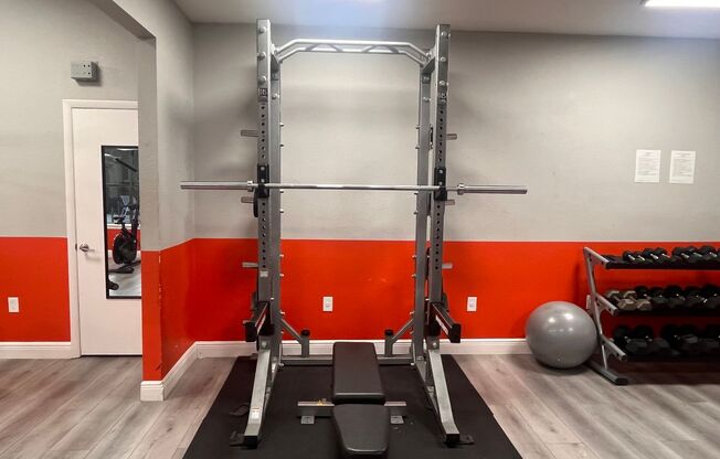 NICE!  2 BED / 2 BATH CONDO (ACROSS FROM CELEBRATION - NEAR DISNEY)