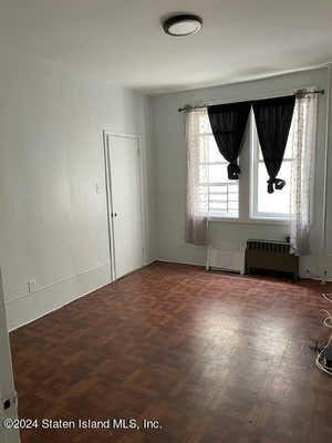 3 beds, 1 bath, 1,150 sqft, $3,705