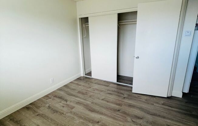 2 beds, 1.5 baths, 930 sqft, $2,400, Unit Unit 4