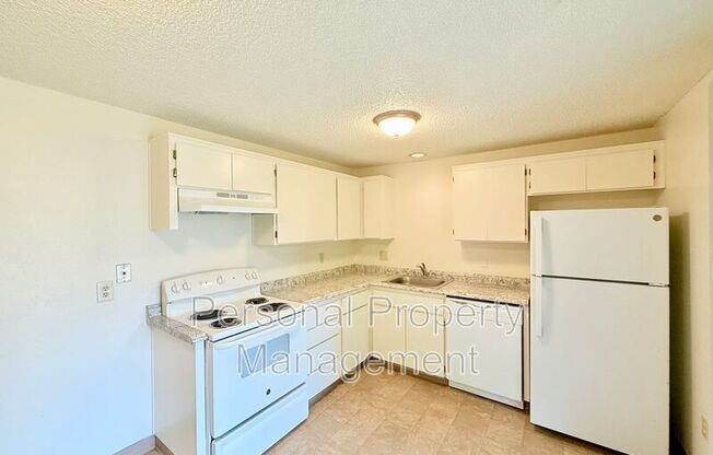 7420 NE HAZEL DELL AVE