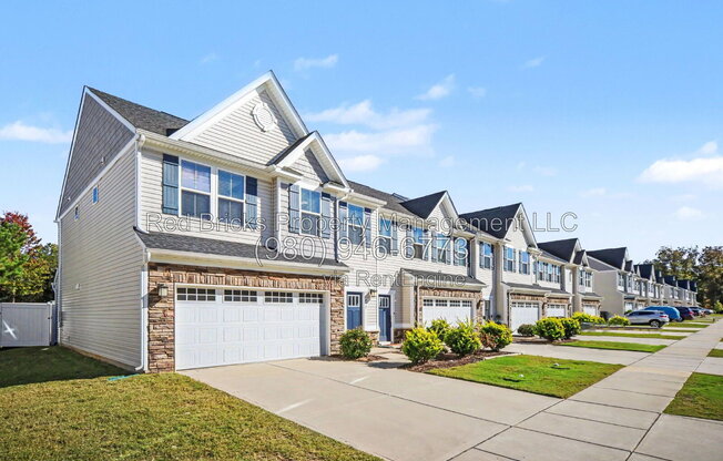 10438 DALTON WOODS CT