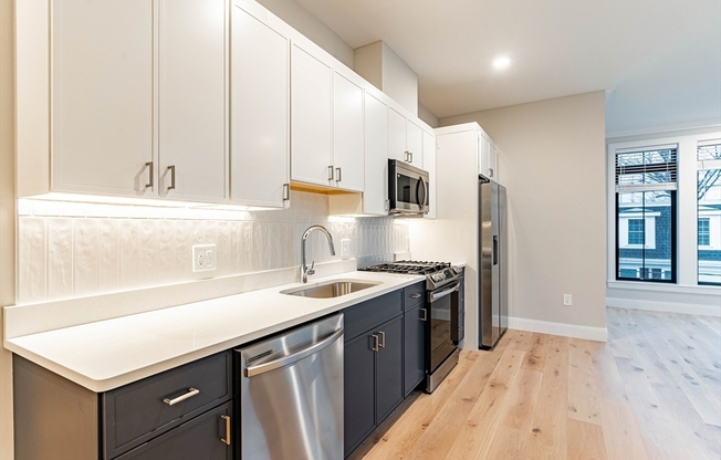4 beds, 3 baths, 1,150 sqft, $5,995, Unit 302