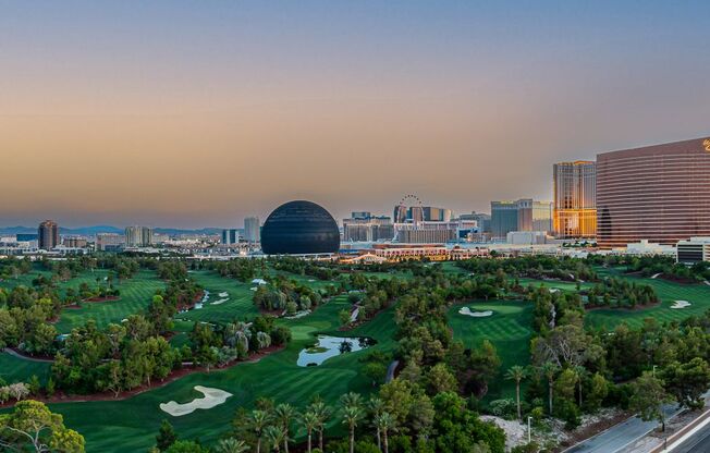 Fully Furnished High Rise with Wynn Golf Course Views!