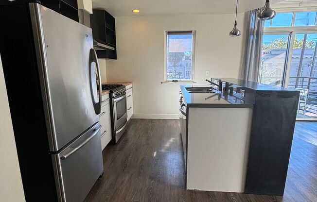 The Broadway Triangle - Residential