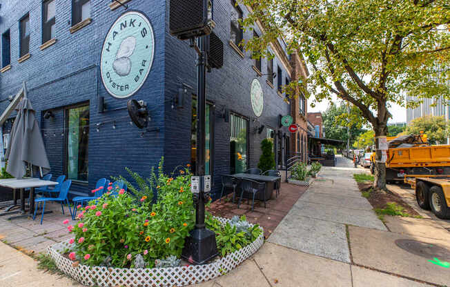 Hank's Oyster Bar near Mason Hall Apartments in Alexandria, VA