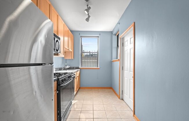 1 bed, 1 bath, $1,550