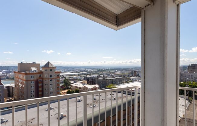 Stillwater Apartments