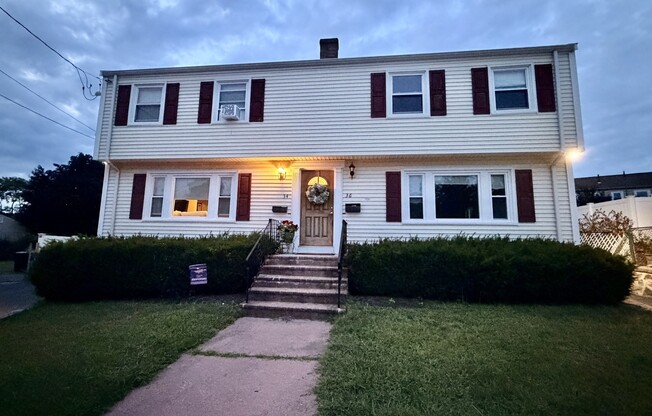 34 36 ROSE AVE