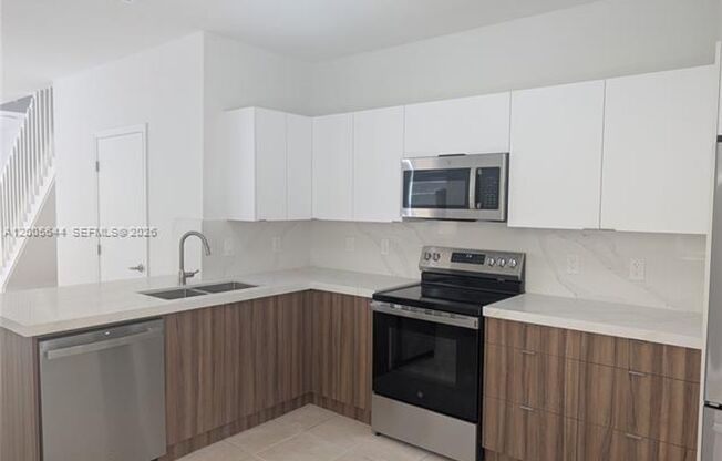 2143 Hacienda Ter th 2143 WESTON, FL 33327