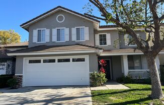 Beautiful 4 bedroom home in Mission Grove!