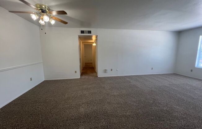 2 beds, 2 baths, 1,000 sqft, $1,225, Unit 808