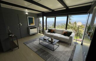 330 & 332 Panoramic Way