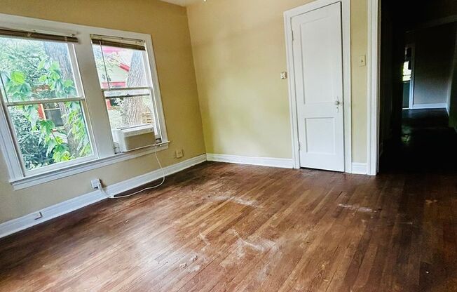 Duplex - 615 West 31st