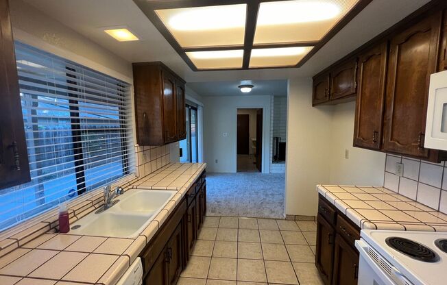 3 beds, 2 baths, $2,595