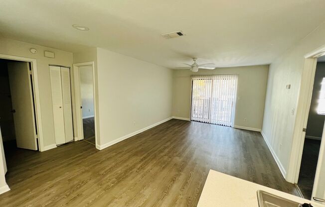 2 beds, 2 baths, 950 sqft, $1,350, Unit 11C