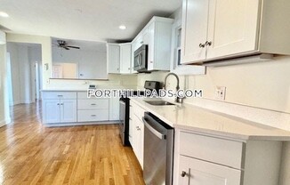 6 beds, 4 baths, 2,454 sqft, $8,000, Unit SF