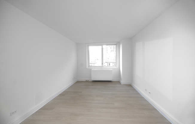 2 beds, 2 baths, $8,395, Unit 9K