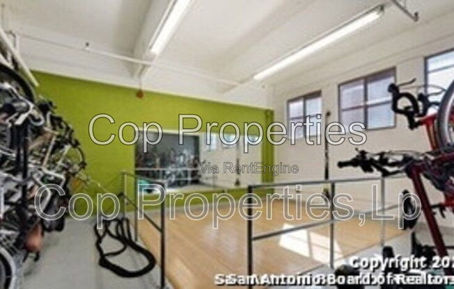 1 bed, 1 bath, 1,280 sqft, $1,995, Unit 312