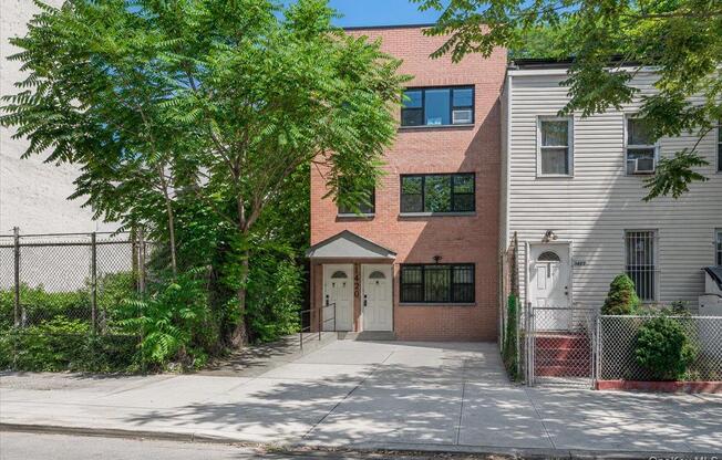 1425 PROSPECT PL
