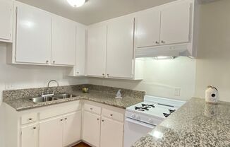 1 bed, 1 bath, 700 sqft, $1,895, Unit 06