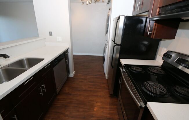 1 bed, 1 bath, 685 sqft, $1,900, Unit 304