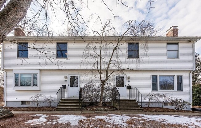 39 CRANE AVE