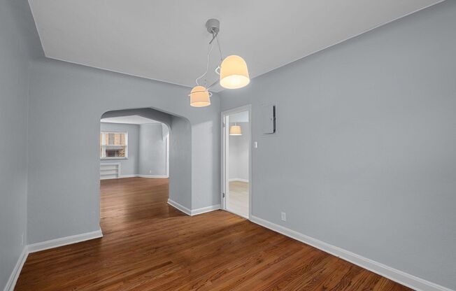 5835-45 Lindenwood Avenue