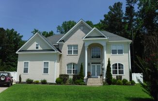 5444 Royal Tern Court