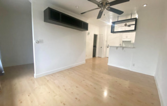 Beautiful Renovated Studio Apartment with Many Upgrades! Private Balcony! Pool on Site!